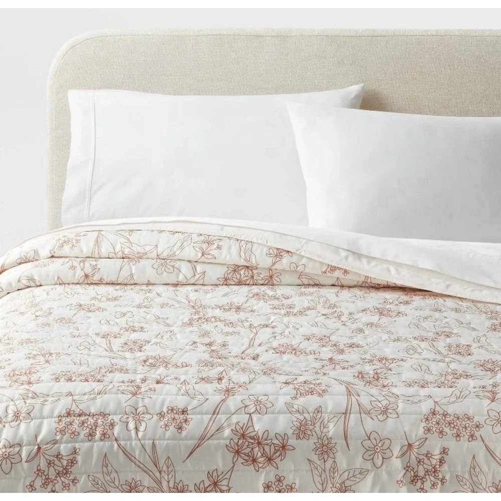Twin/XL Twin Satin Quilt Ivory Floral Pattern- Room Essentials 92in X 66in